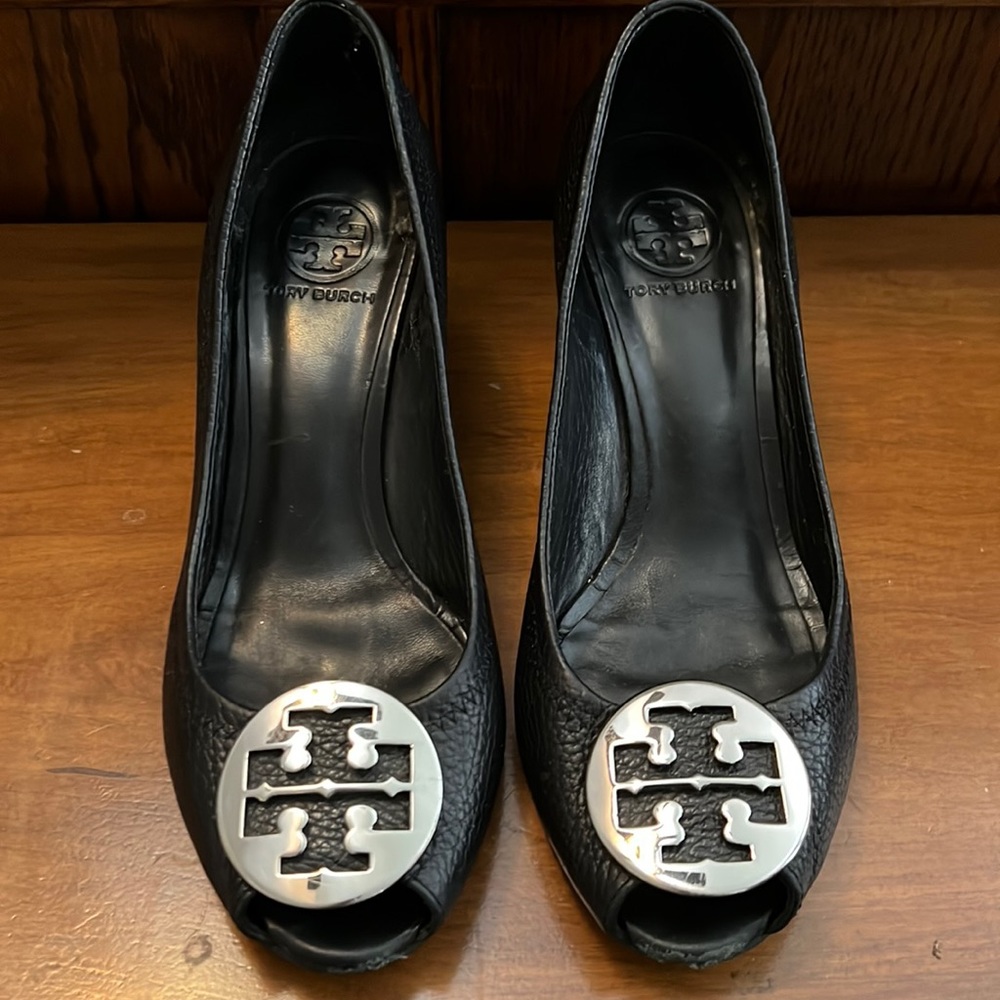 Tory Burch peep toe wedge size 10